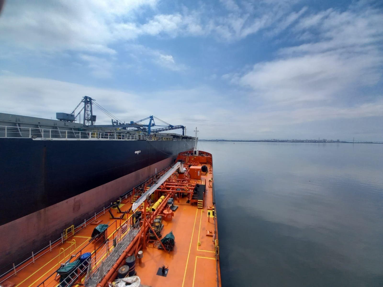 Marine bunkering at Abidjan Port